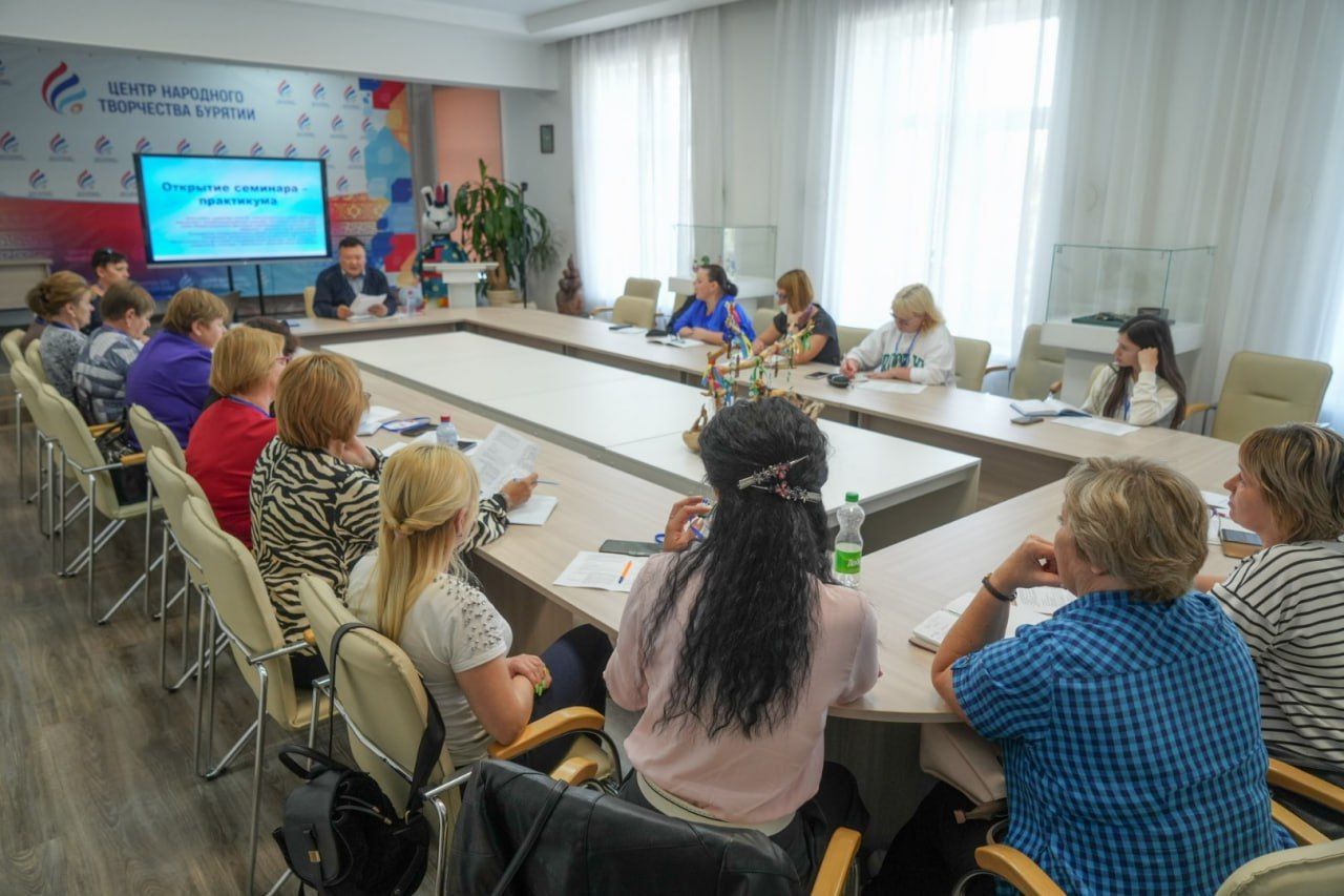 Вступила в силу новая версия образовательной программы Центра народного  творчества - Новости - ГАУК РБ «Республиканский центр народного творчества»