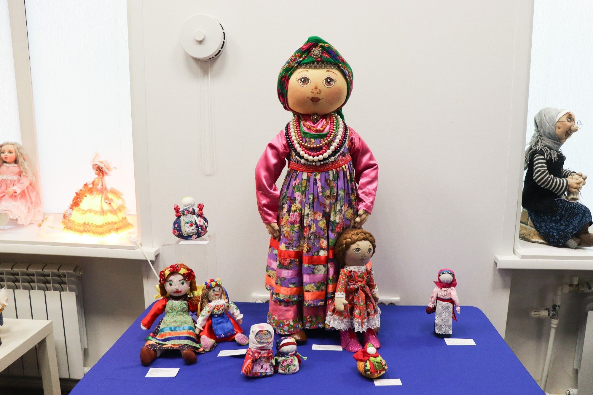 Идеи на тему «Национальные куклы» (68) | куклы, индейская одежда, оригами платье